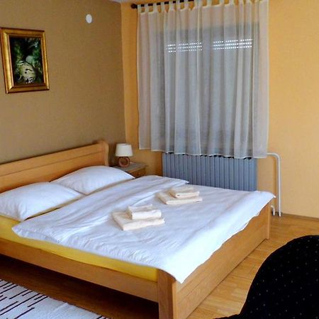 Apartmani Maraton Vukovar Ngoại thất bức ảnh