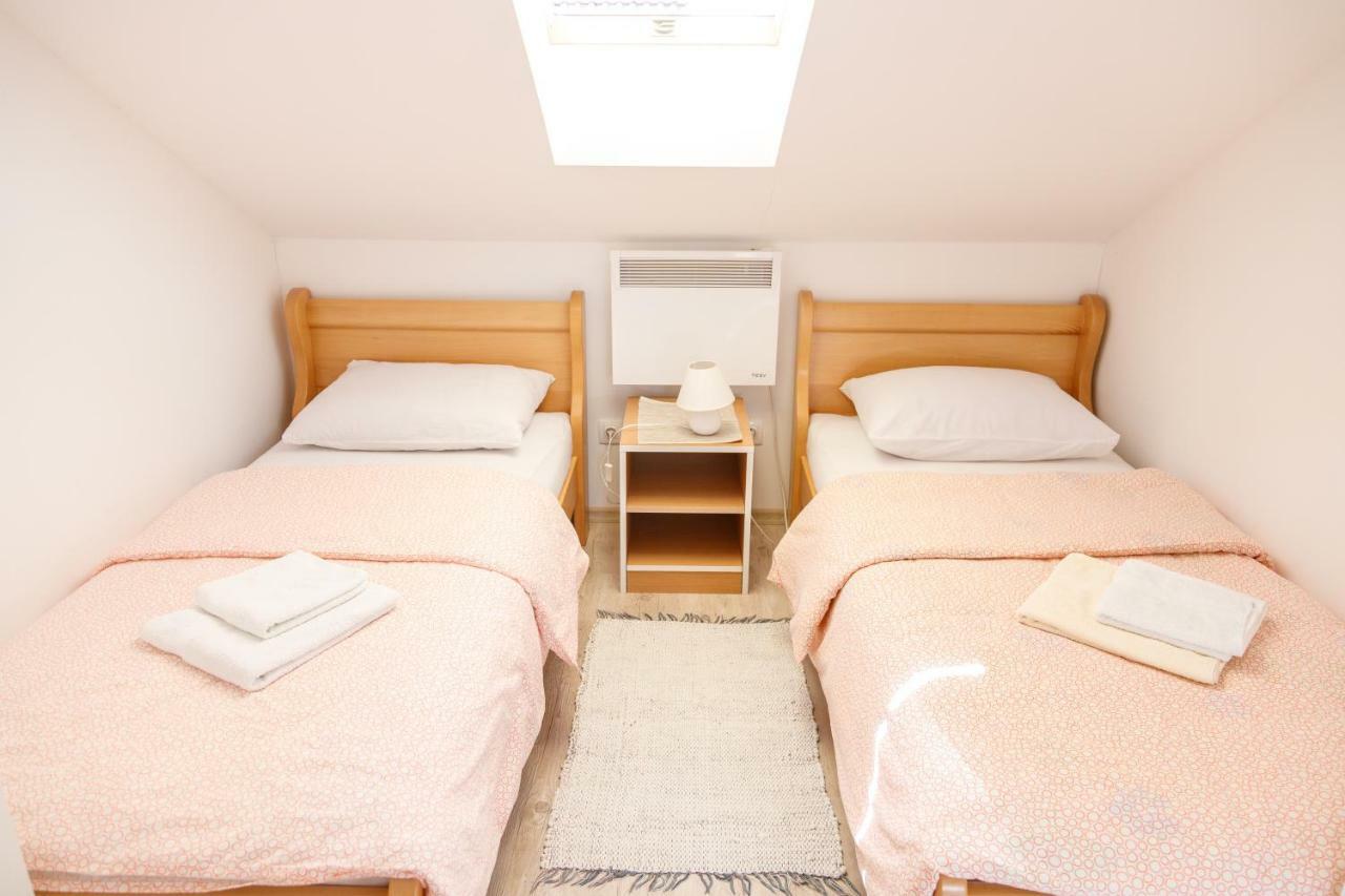 Apartmani Maraton Vukovar Ngoại thất bức ảnh