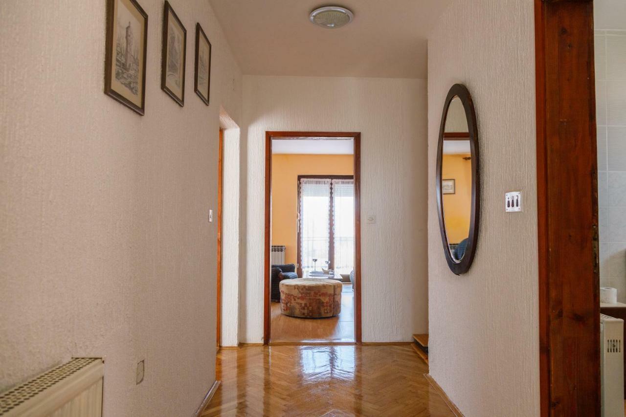 Apartmani Maraton Vukovar Ngoại thất bức ảnh
