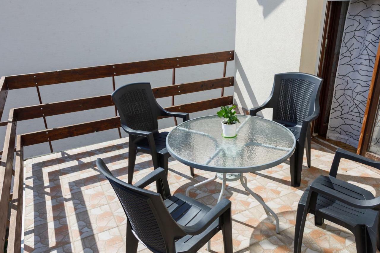 Apartmani Maraton Vukovar Ngoại thất bức ảnh